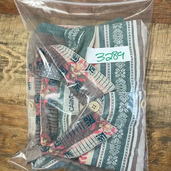 Vintage Cabin Creek women’s XL Cotton Aztec Button Down pink green top - Picture 7 of 7